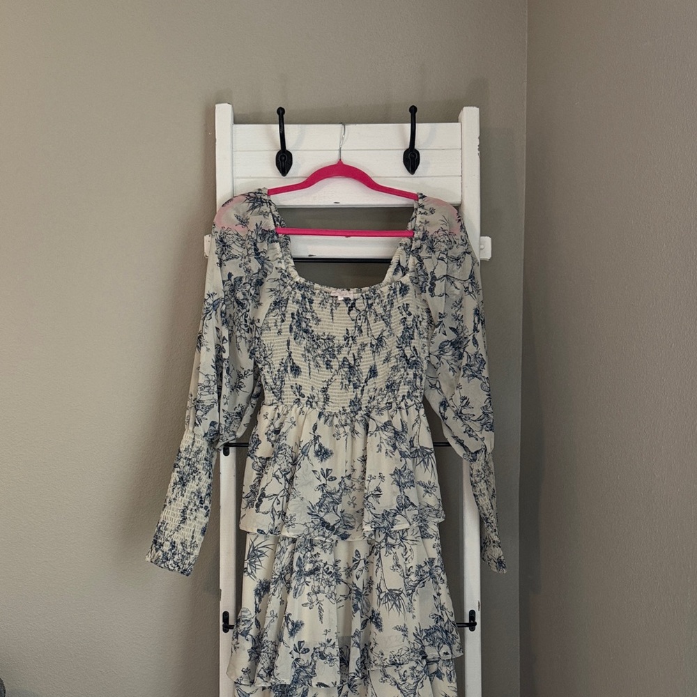 Chic Blue and Cream Floral Dress